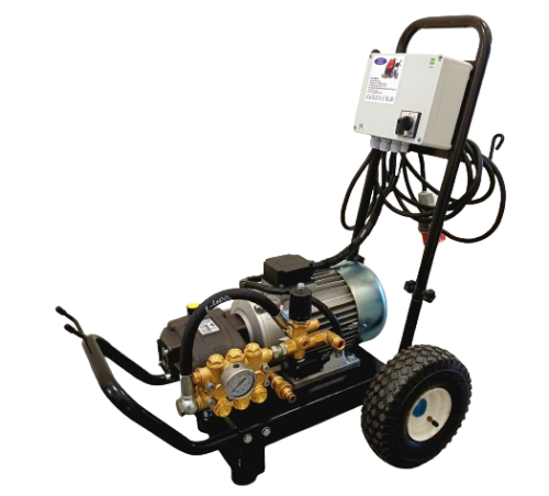 widok z prawej,  moduł myjący wysokociśnieniowy MIWA na komponentach Mazzoni z silnikiem elektrycznym i pompą, osadzony na wózku z dwoma kołami i rączką